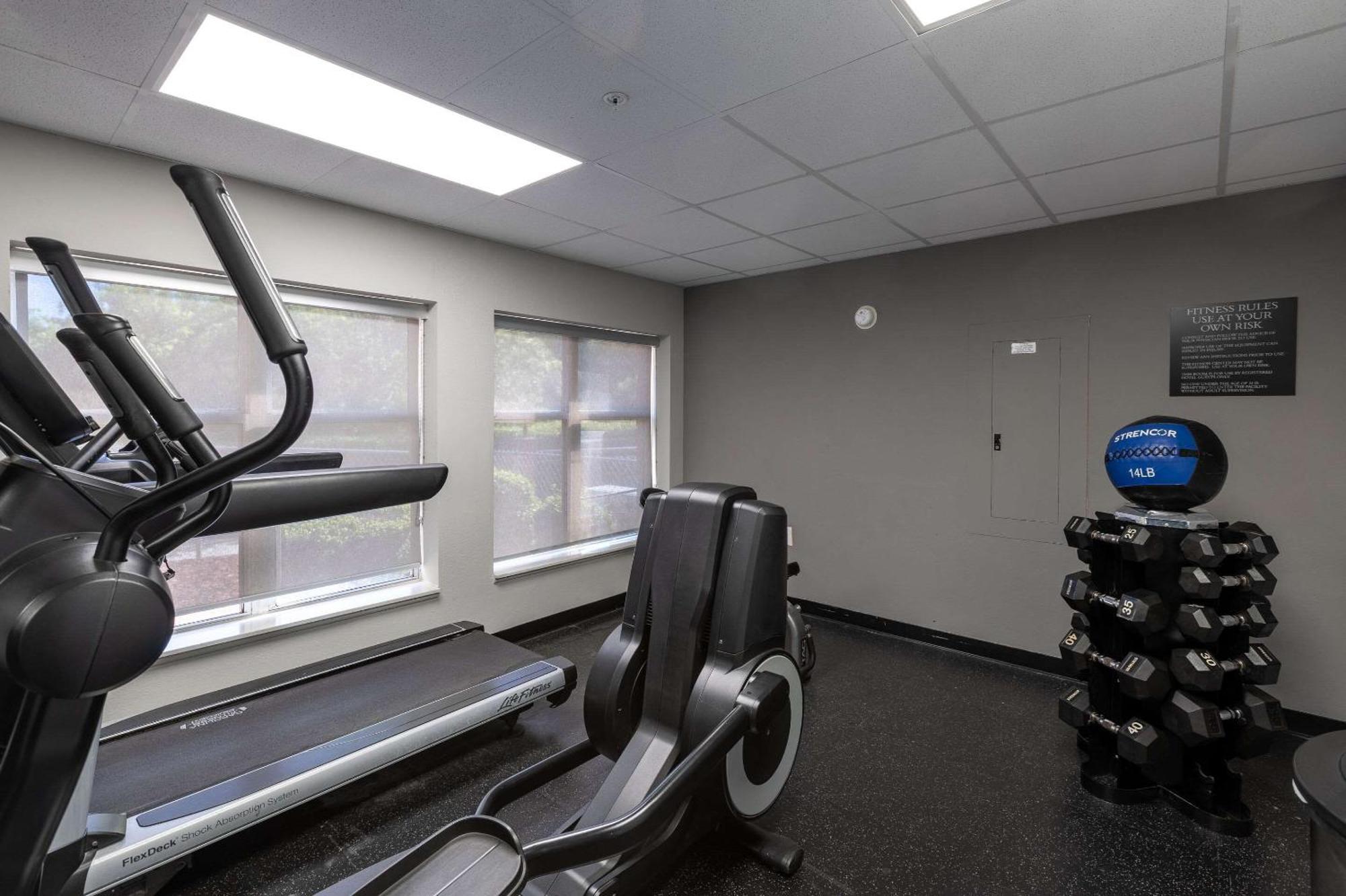 Country Inn & Suites By Radisson, Lake Norman Huntersville, Nc エクステリア 写真
